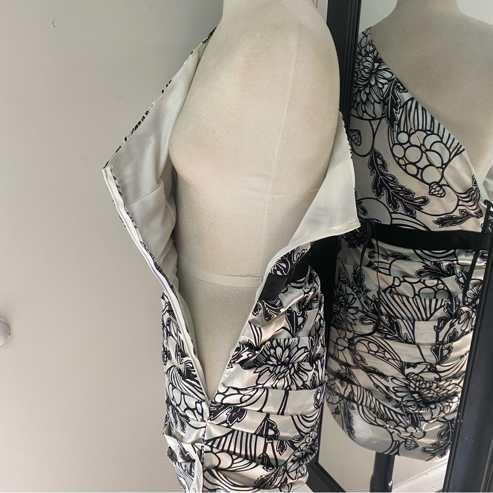 One shoulder party dress - Picture 10 of 12